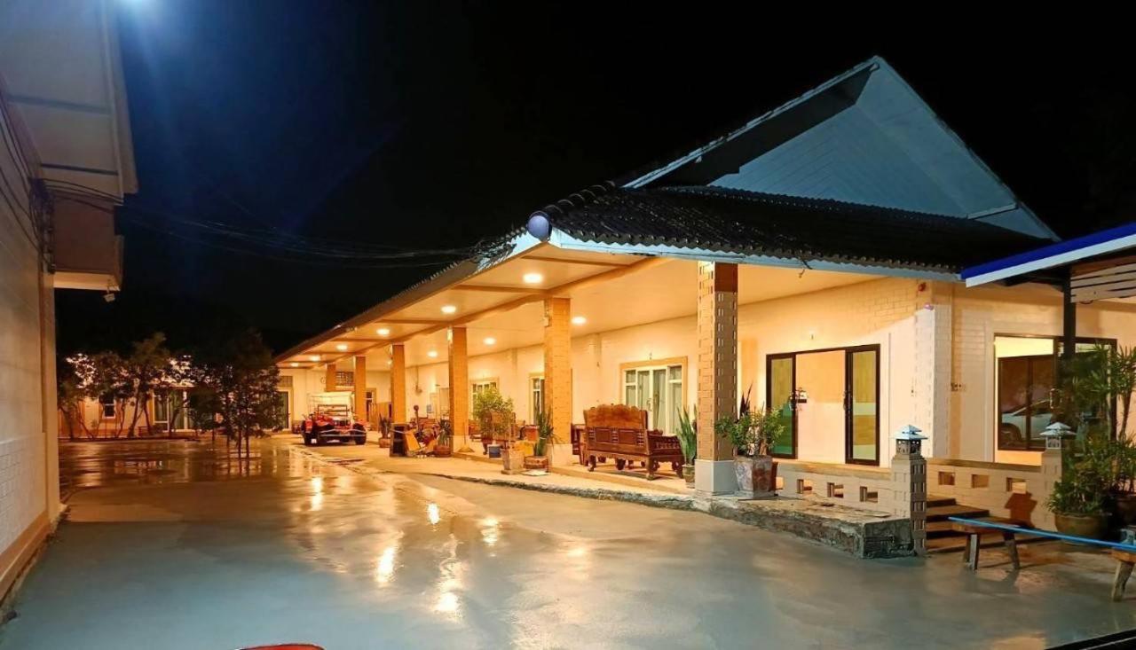 Three Bays Resort Prachuap Khiri Khan Extérieur photo